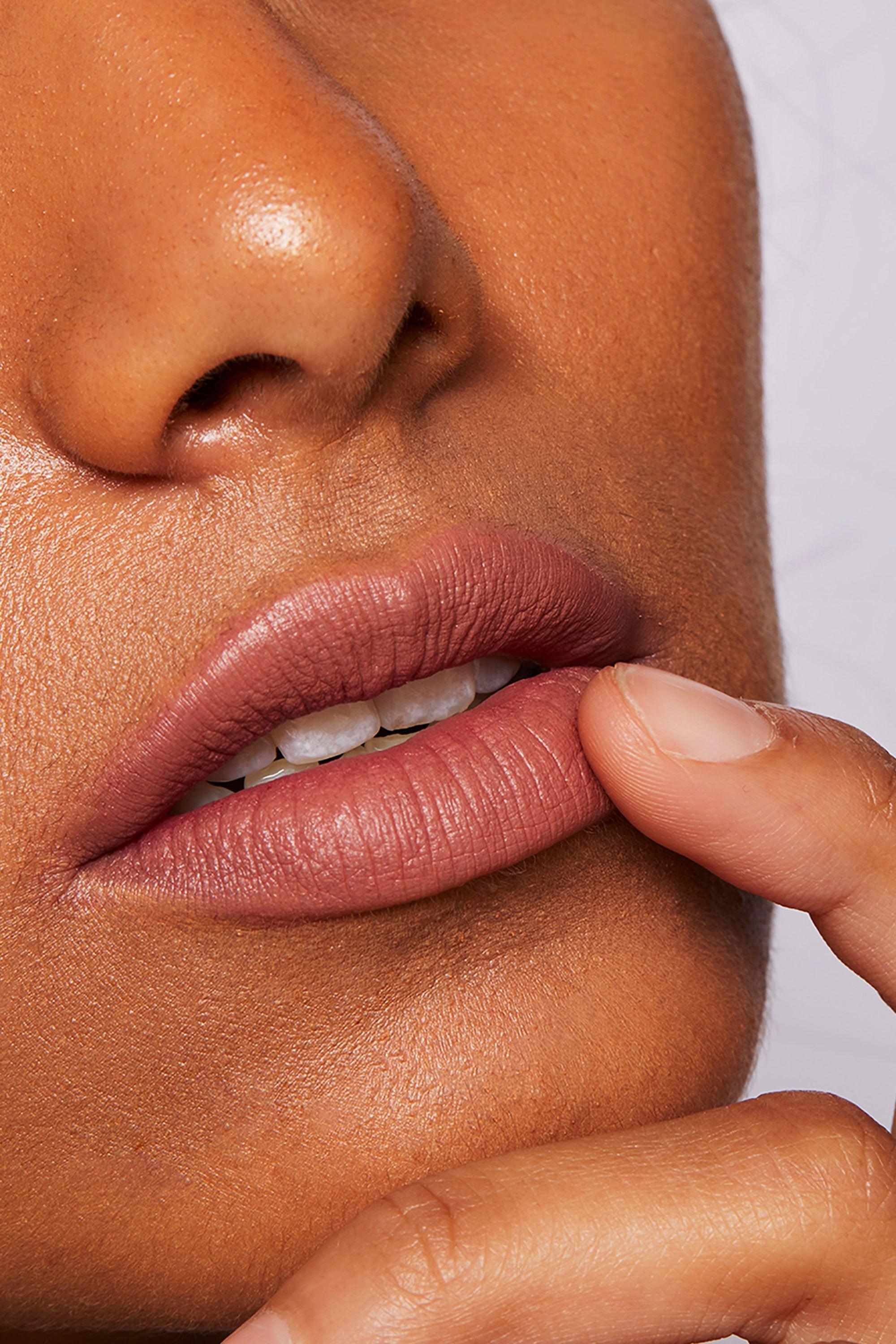 Badass Matte Lipstick - Flying Tomato - Lipstick - UOMA Beauty
