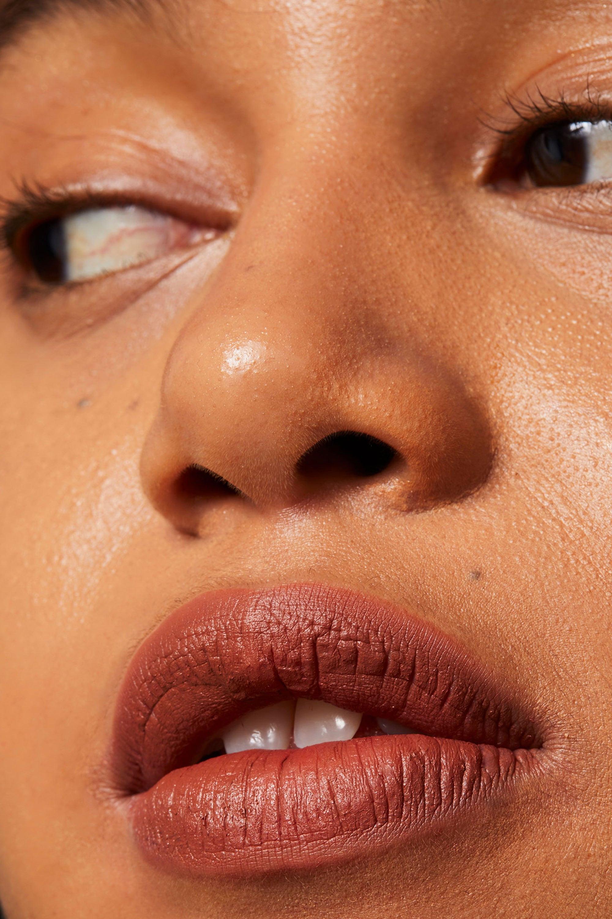 Badass Matte Lipstick - Flying Tomato - Lipstick - UOMA Beauty