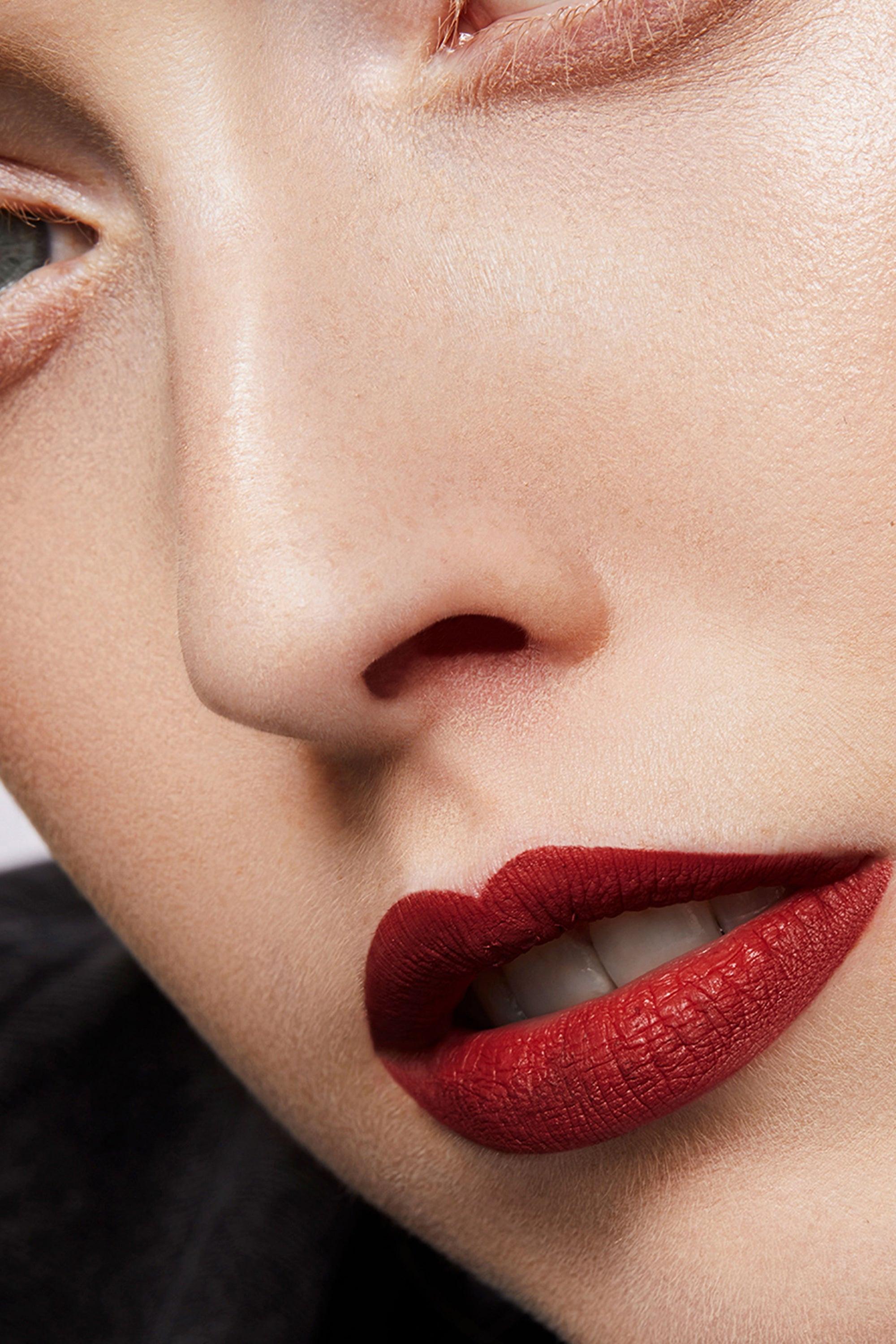 Badass Matte Lipstick - Flying Tomato - Lipstick - UOMA Beauty