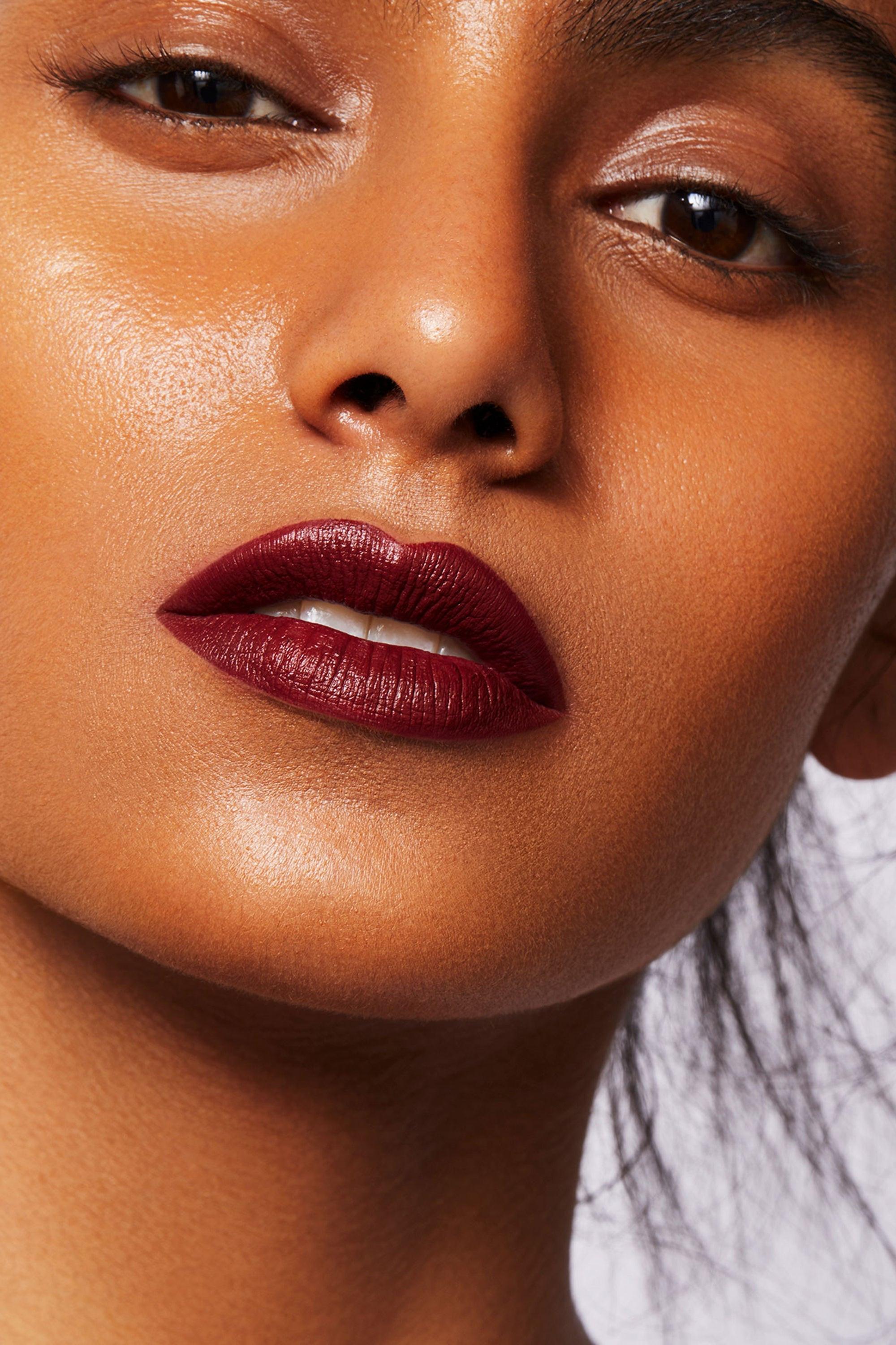 Badass Matte Lipstick - Flying Tomato - Lipstick - UOMA Beauty