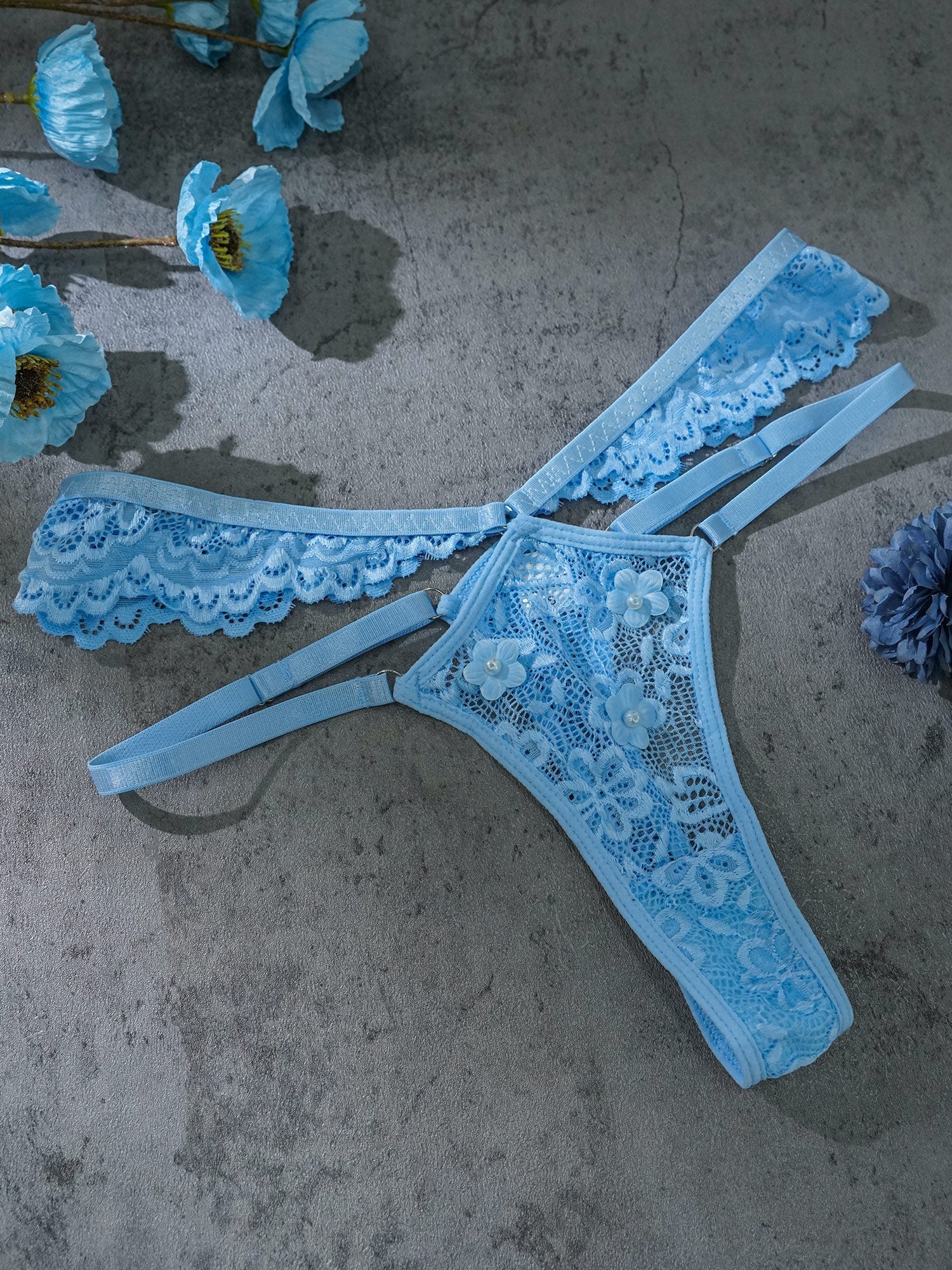 Blue Pearls Small Flower Lace Lingerie Set