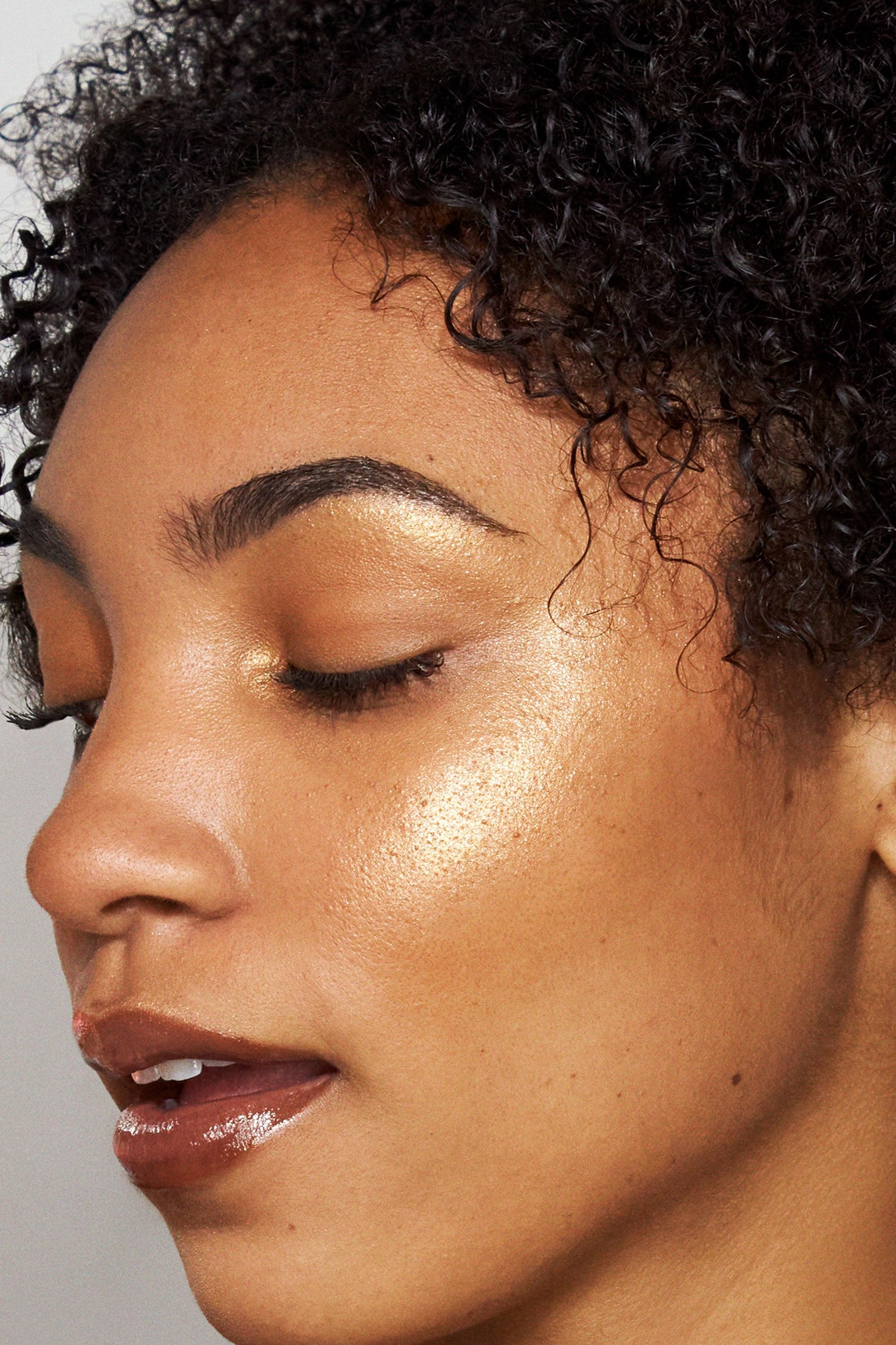 Double Take Skin Perfecting Highlighter.