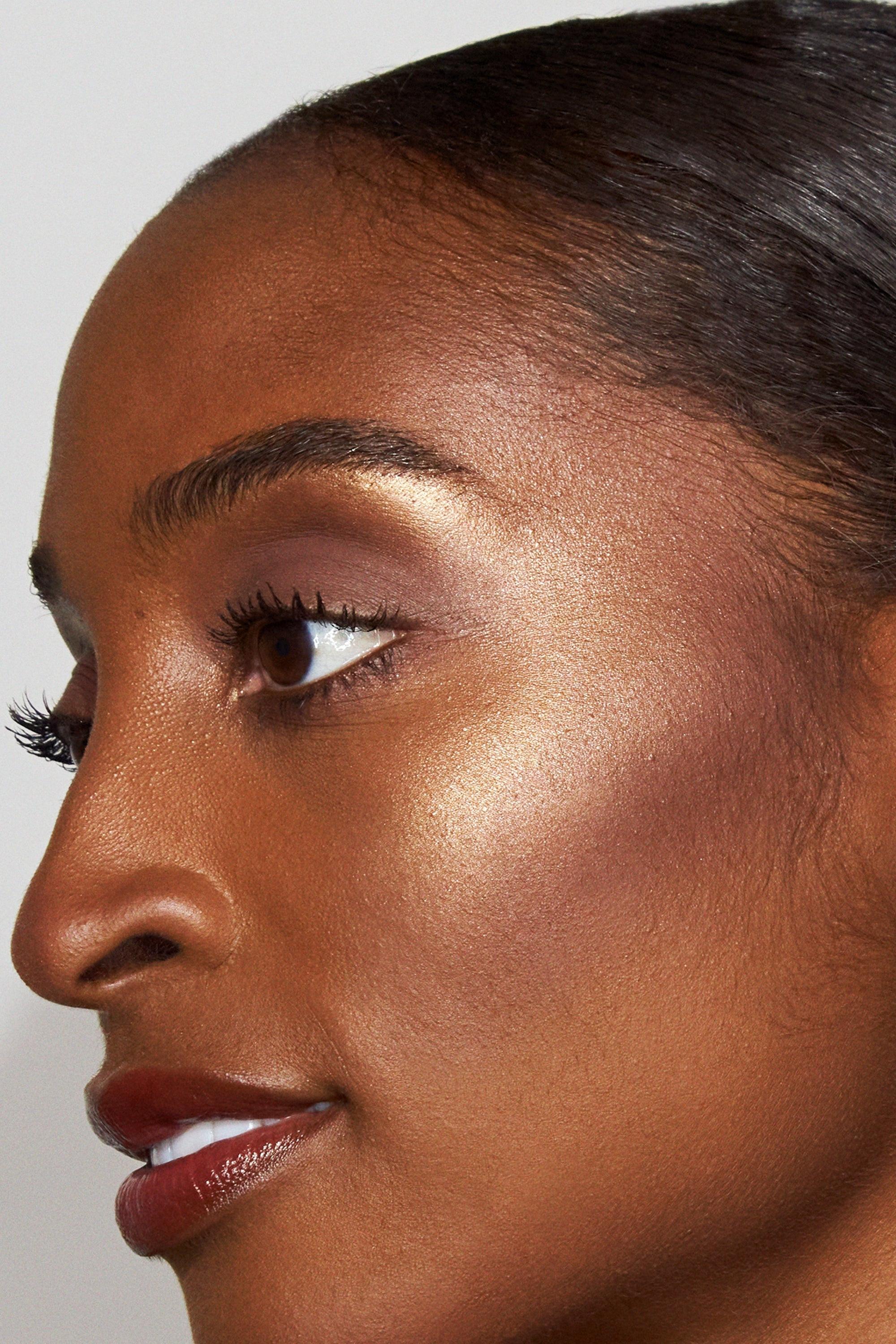 Double Take Skin Perfecting Highlighter.