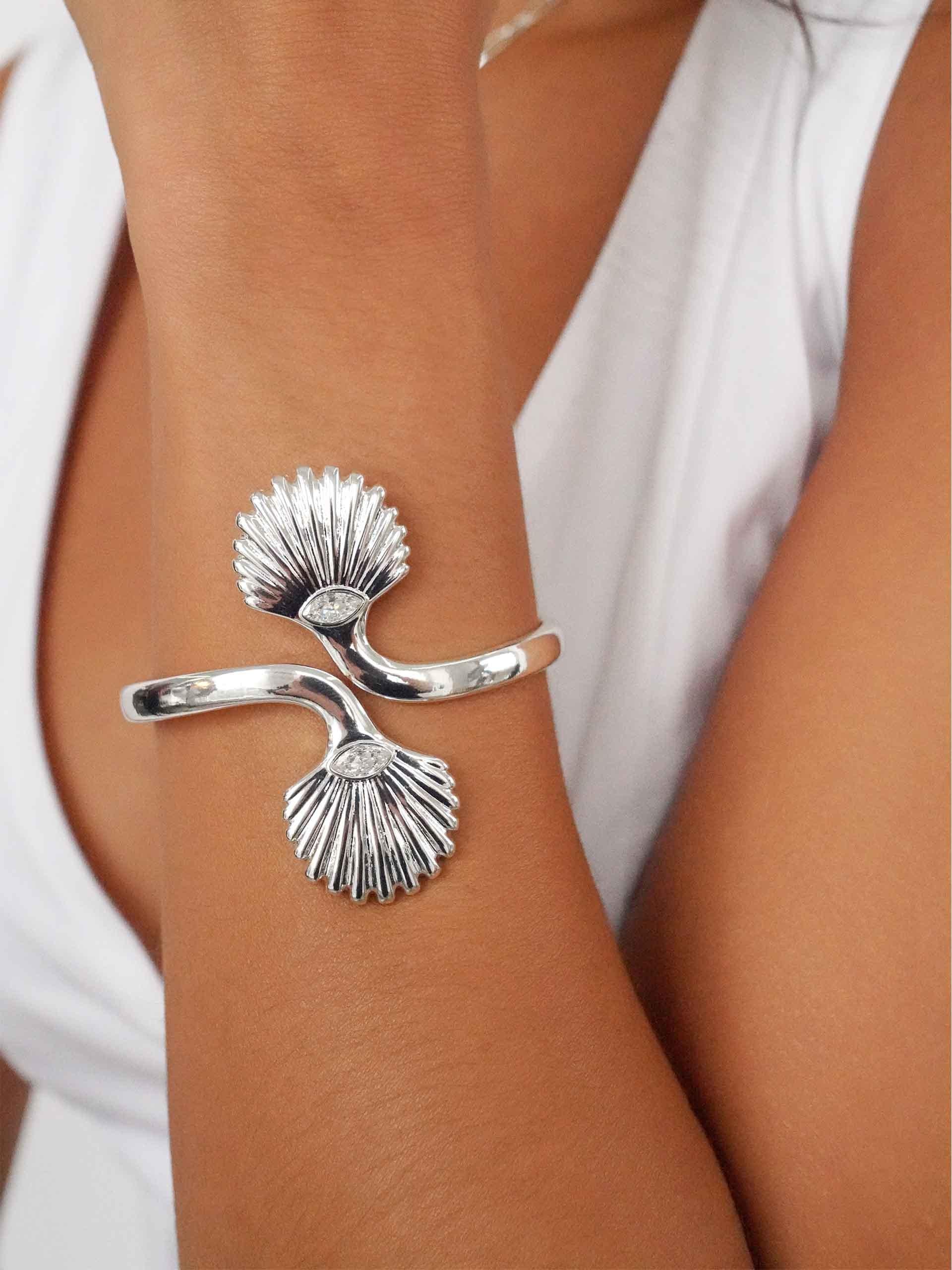 Santorini Shell Cuff - Flying Tomato - Cuffs and Bangles - Ettika