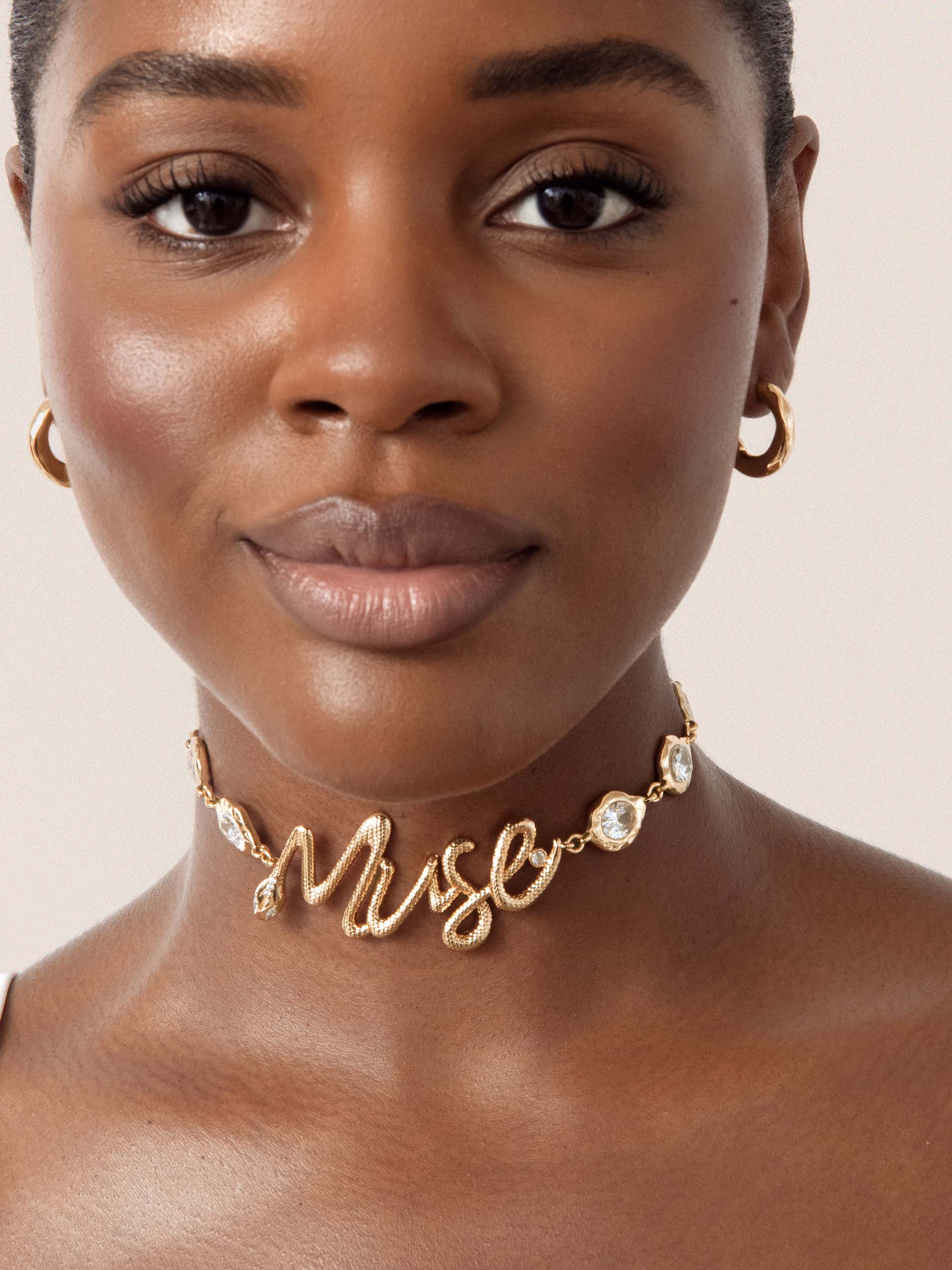 Muse Choker.