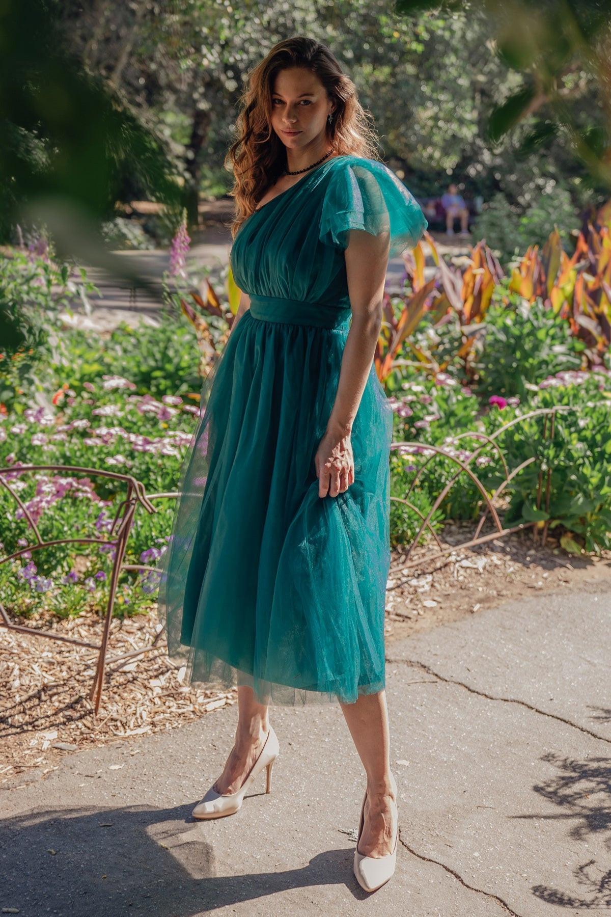 LIVELY CHARM TULLE MIDI DRESS l FLYING TOMATO Flying Tomato LIVELY CHARM TULLE MIDI DRESS l FLYING TOMATO Flying Tomato