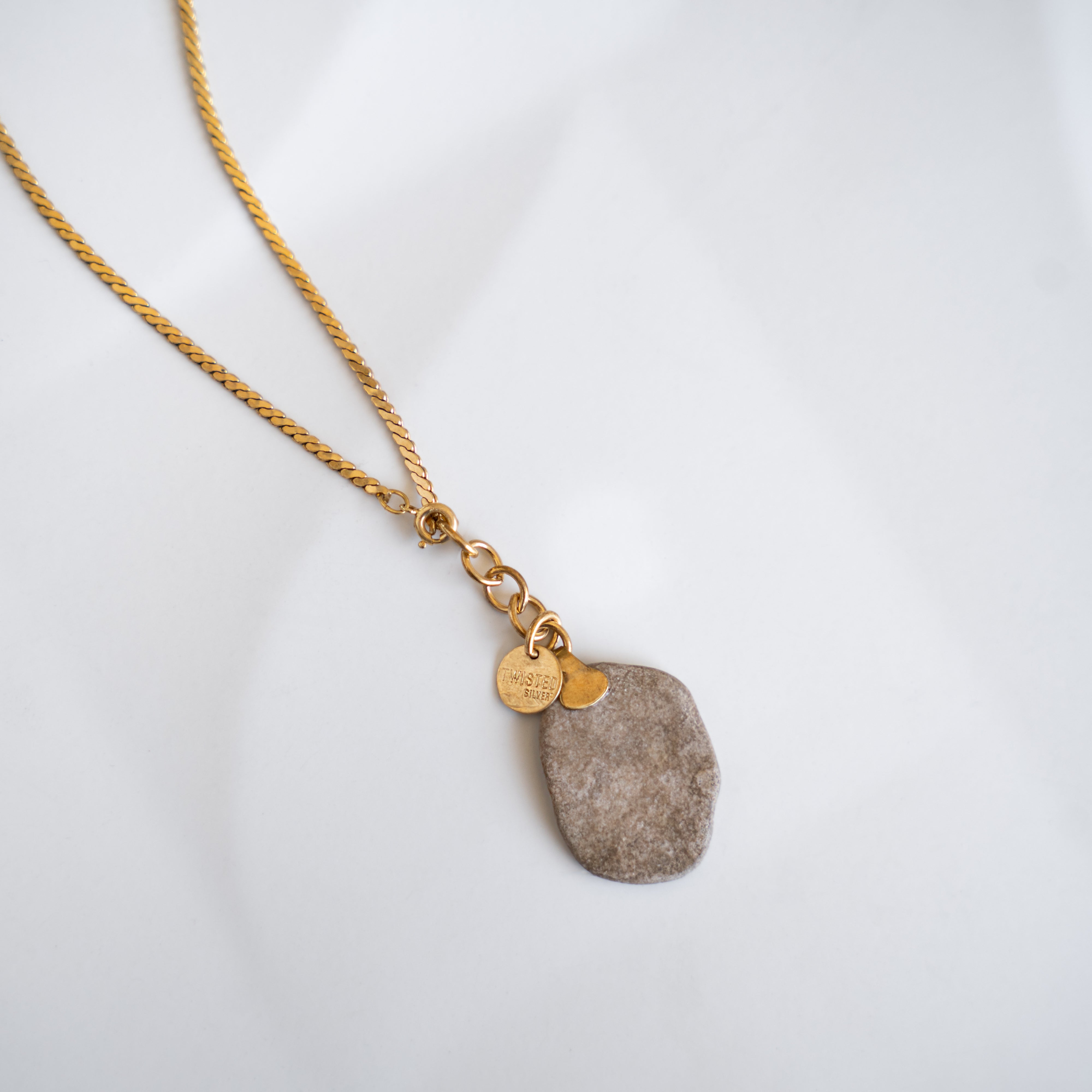 TINY STILLSTONE Necklace