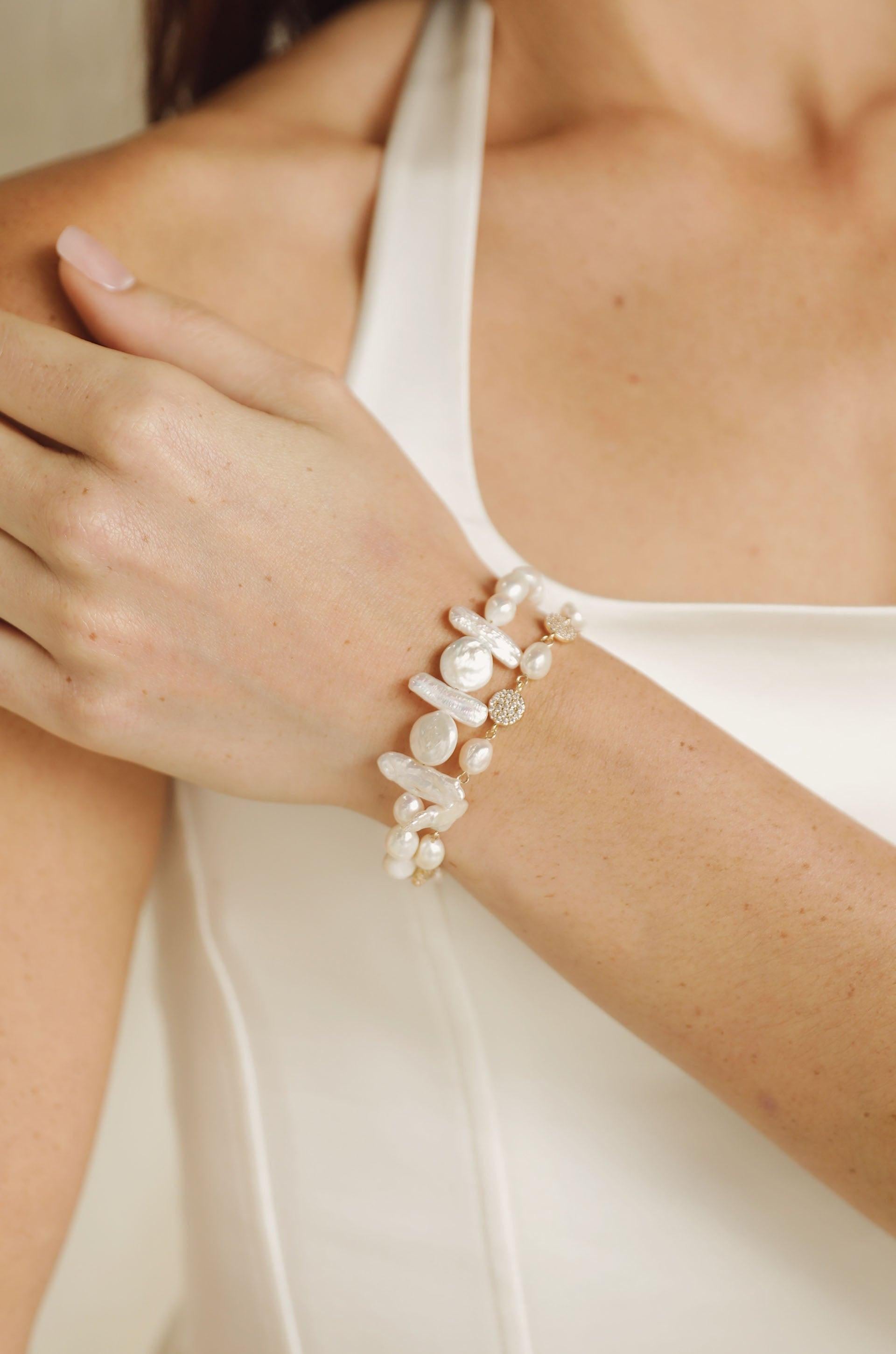 Freshwater Favorites Pearl Bracelet Set.