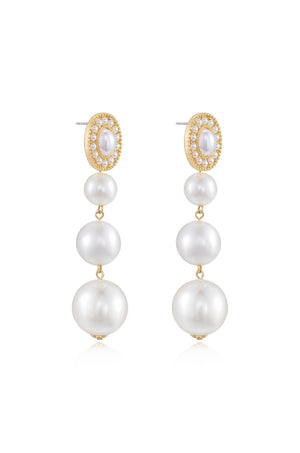 Graduating Pearl Dangle Earrings.