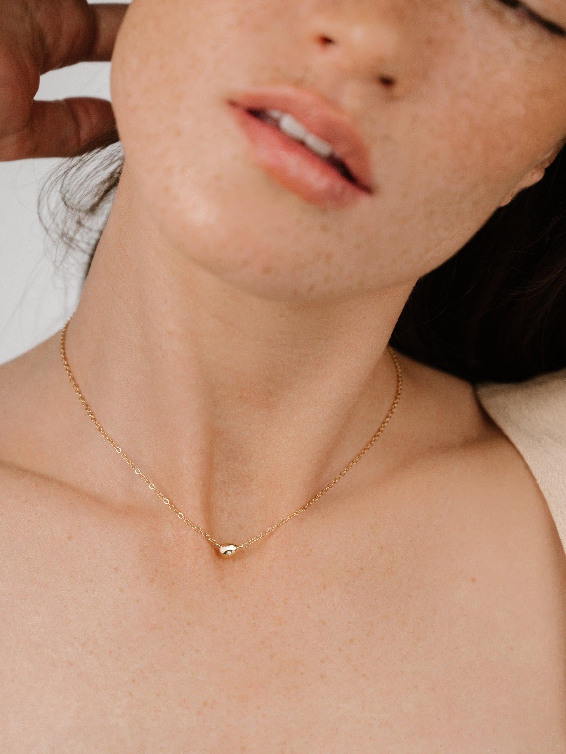 Polished Dainty Pebble Necklace - Flying Tomato - Necklaces - Ettika