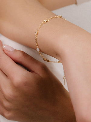 Subtle Butterflies and Pearl Bracelet - Flying Tomato - Bracelets - Ettika