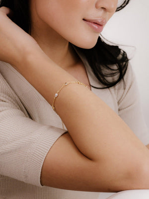 Subtle Butterflies and Pearl Bracelet - Flying Tomato - Bracelets - Ettika