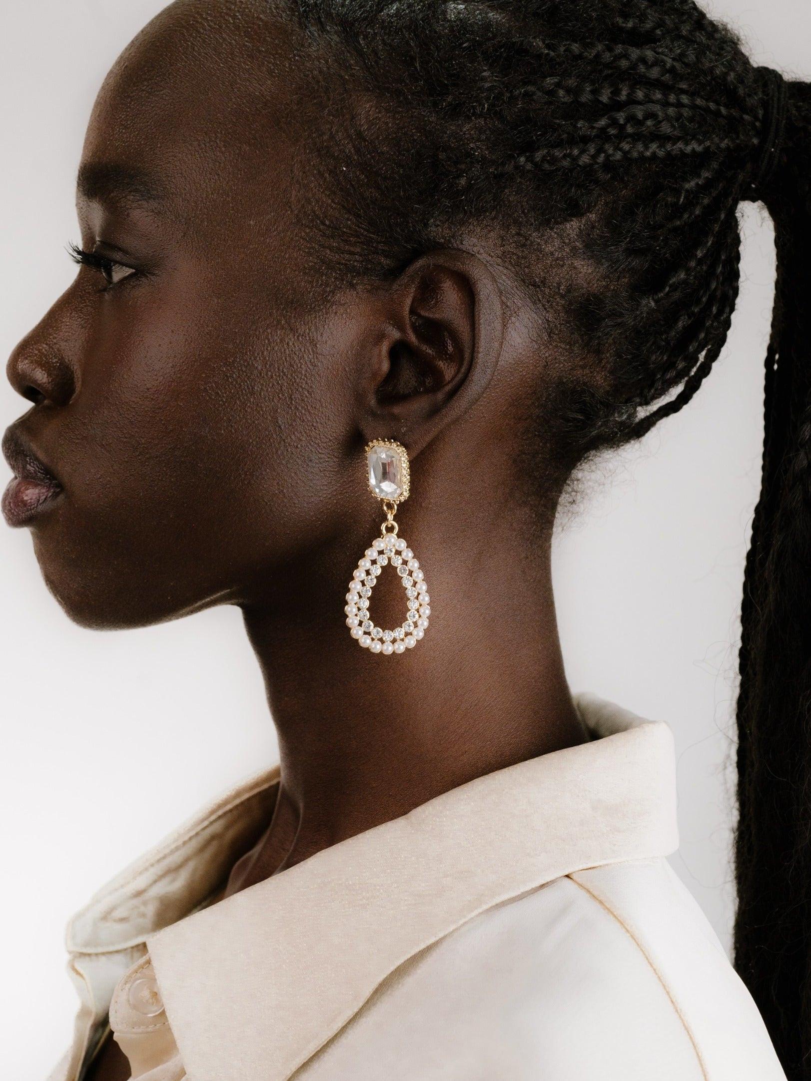 Bridal Luxe Earrings.