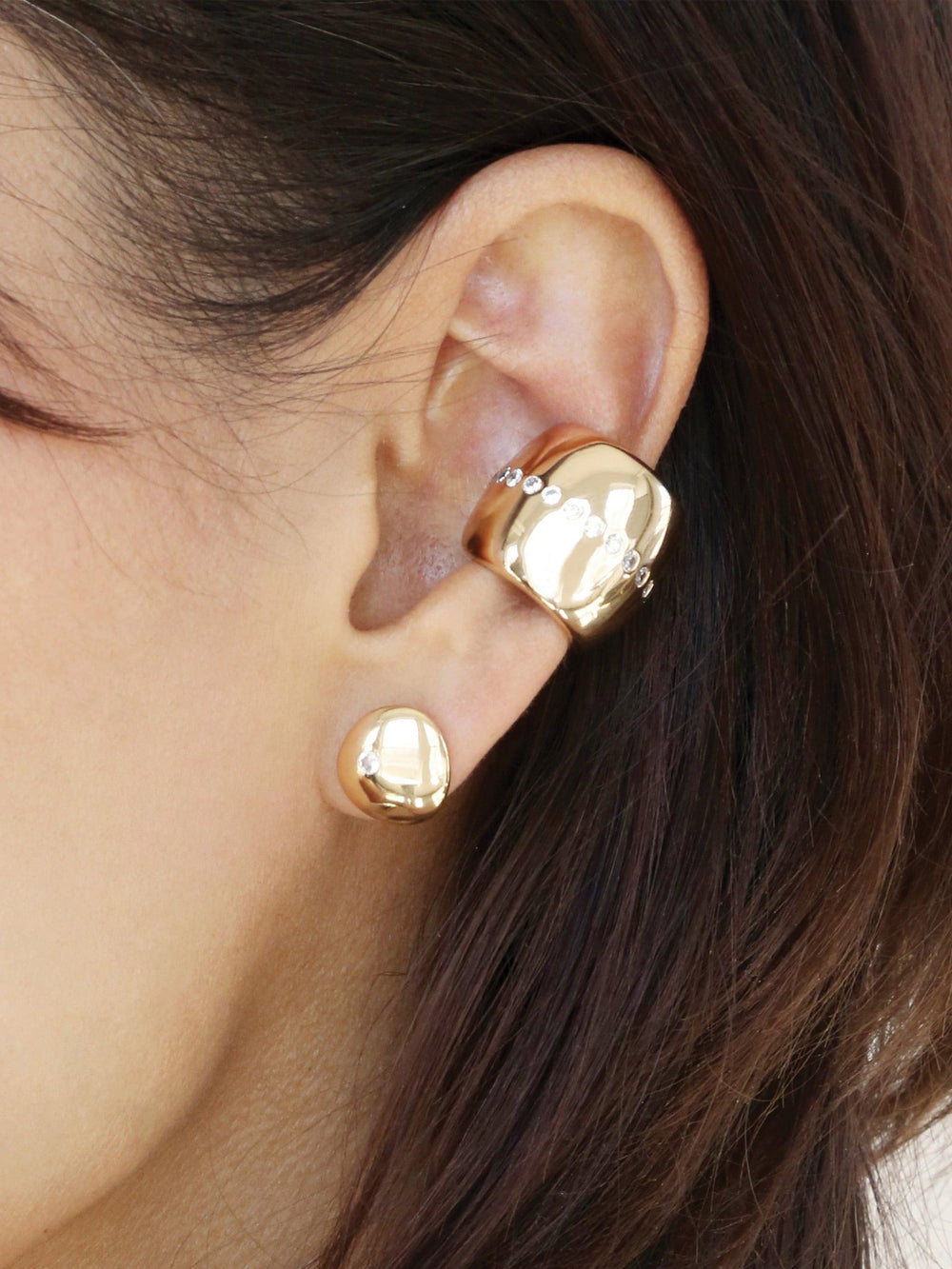 Center Crystal Line Chunky Ear Cuff - Flying Tomato - Ear Cuffs - Ettika