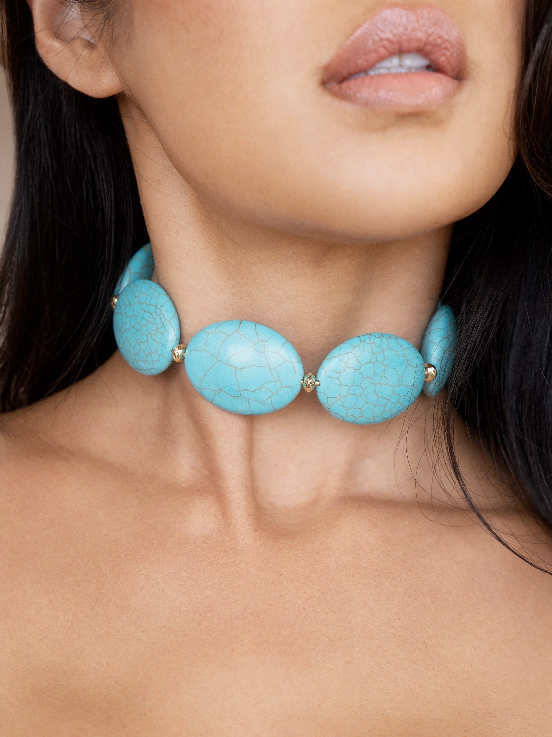 Oval Turquoise Stones Statement Choker - Flying Tomato - Necklaces - Ettika