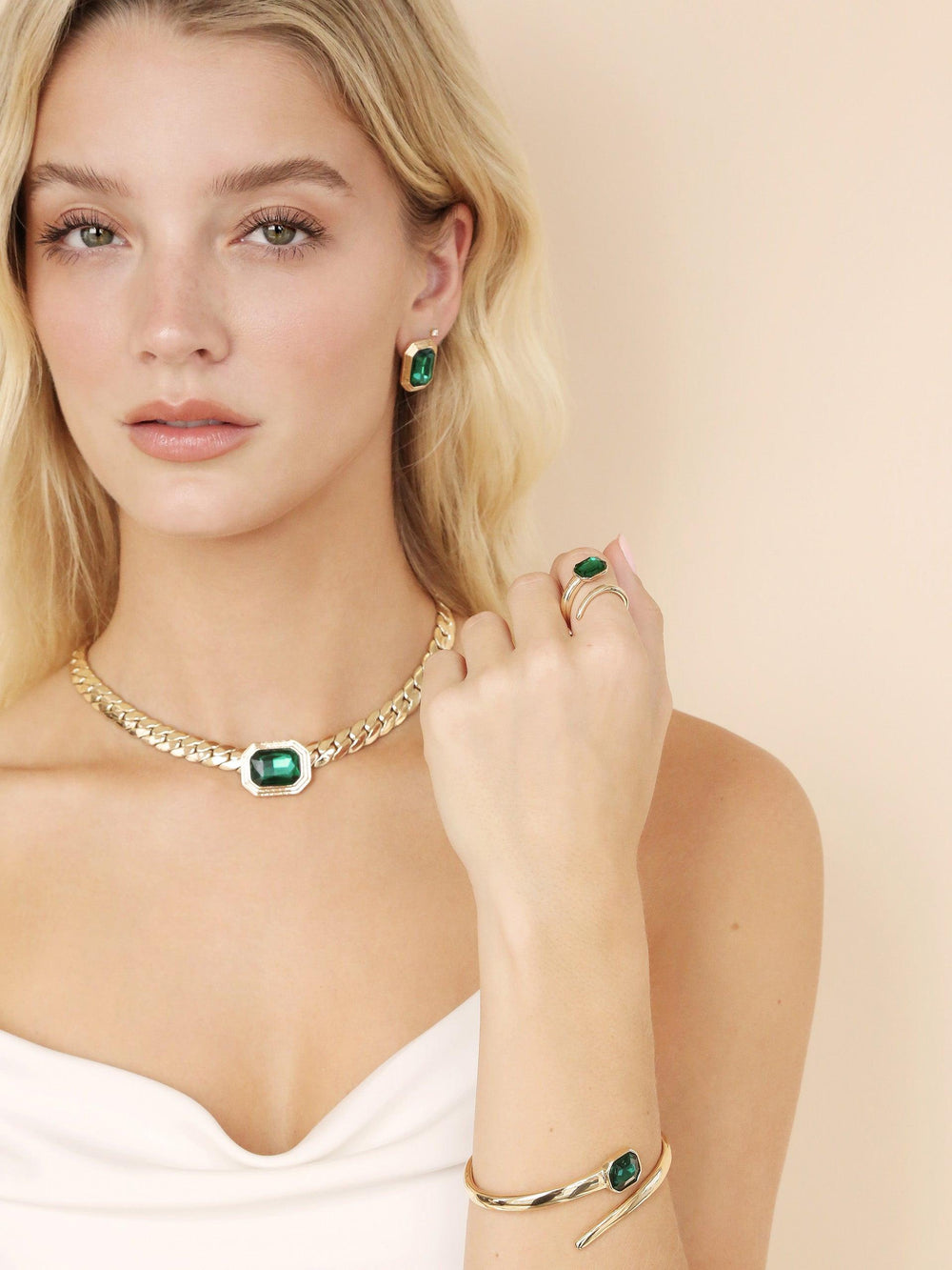 Emerald Deco Necklace - Flying Tomato - Necklaces - Ettika