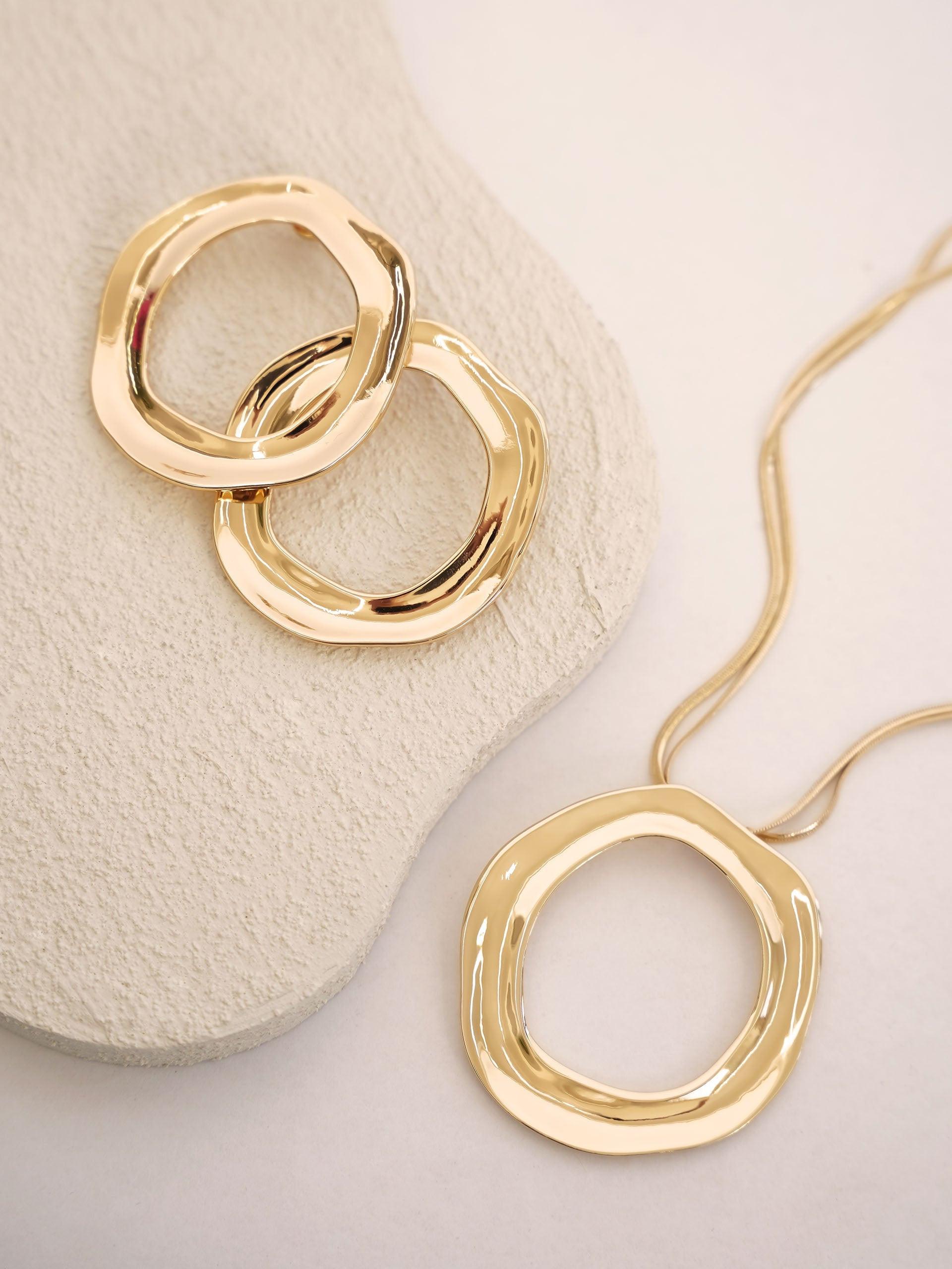 Open Circle Earrings - Flying Tomato - Earrings - Ettika