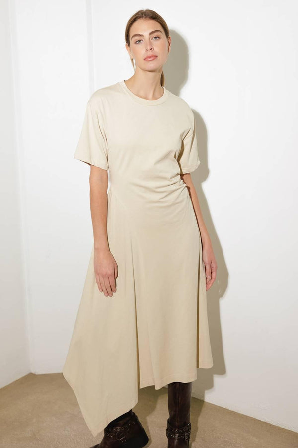 RIGHT ON CUE KNIT MIDI DRESS.