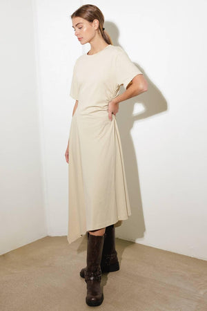 RIGHT ON CUE KNIT MIDI DRESS.