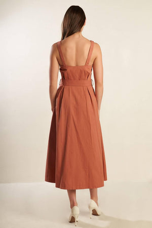 CALIFORNIA DREAMING WOVEN MIDI DRESS.