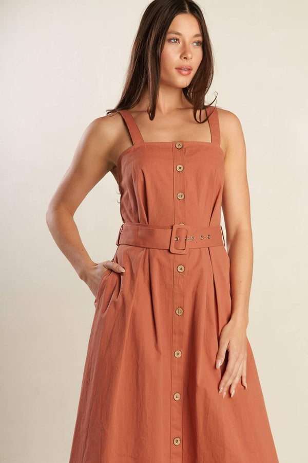 CALIFORNIA DREAMING WOVEN MIDI DRESS.