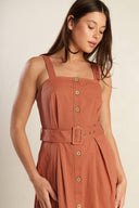 CALIFORNIA DREAMING WOVEN MIDI DRESS.
