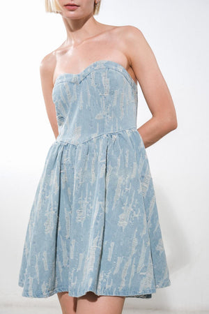 DELIGHTFULLY DAINTY DENIM MINI DRESS.