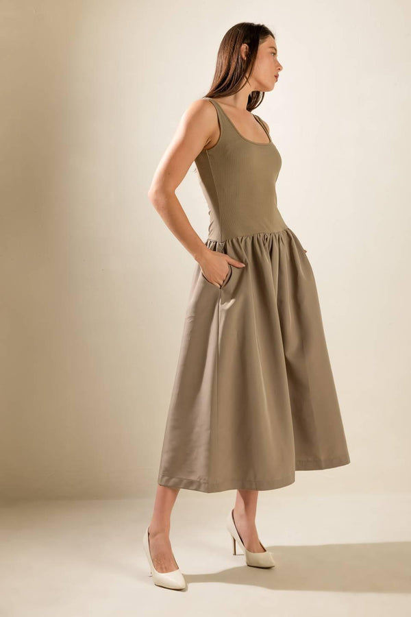 LIGHT UP THE SKY WOVEN MIDI DRESS.