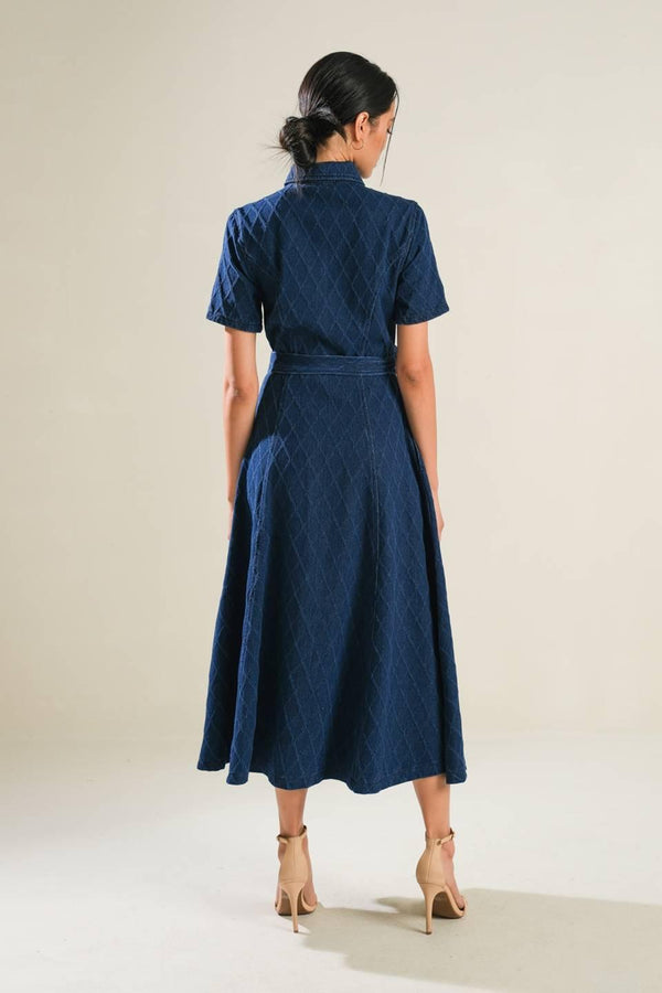 CONFIDENT STRIDES DENIM MIDI DRESS.