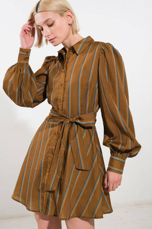 GIVE IT A GO WOVEN MINI DRESS.