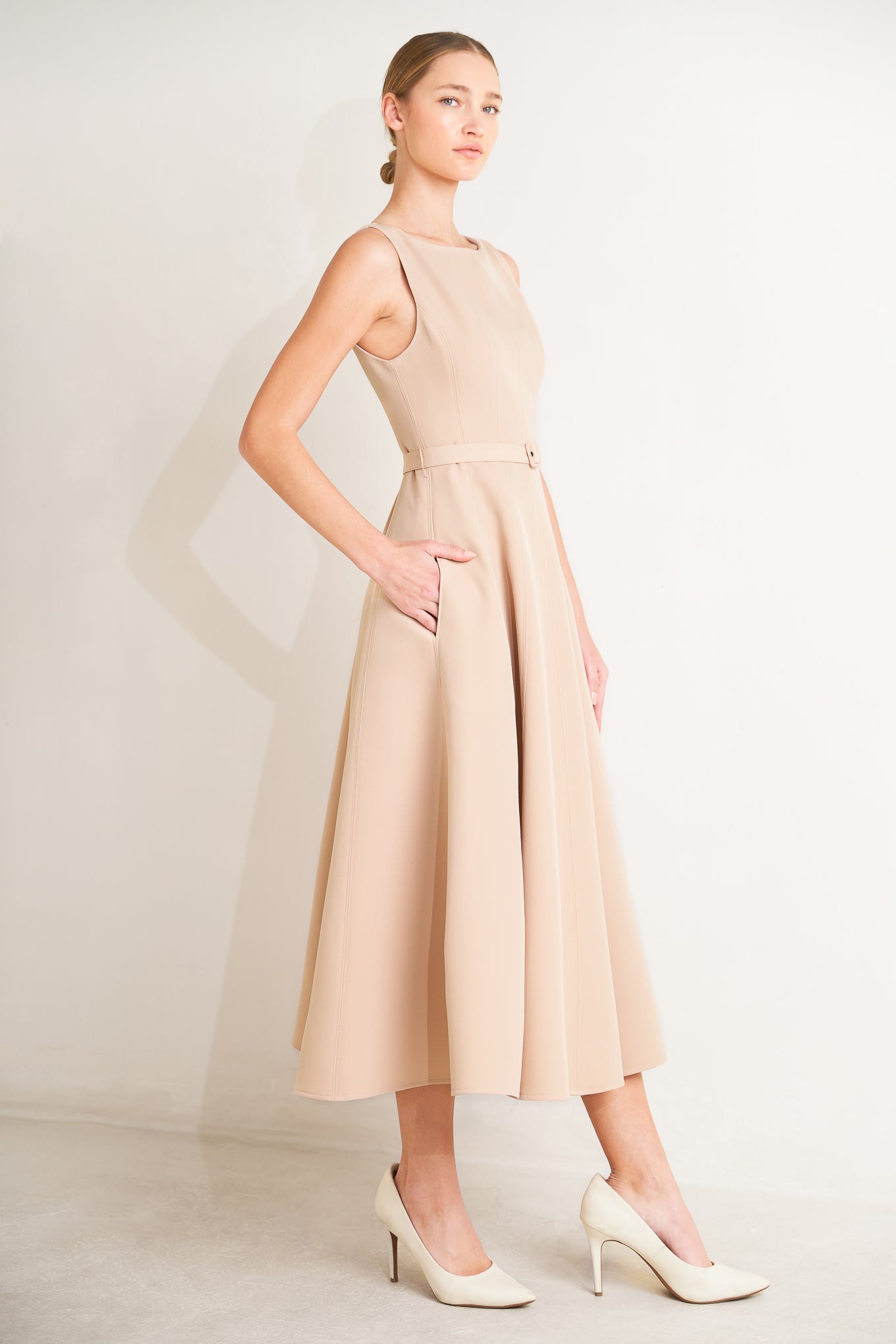 LIVING THE DREAM WOVEN MIDI DRESS