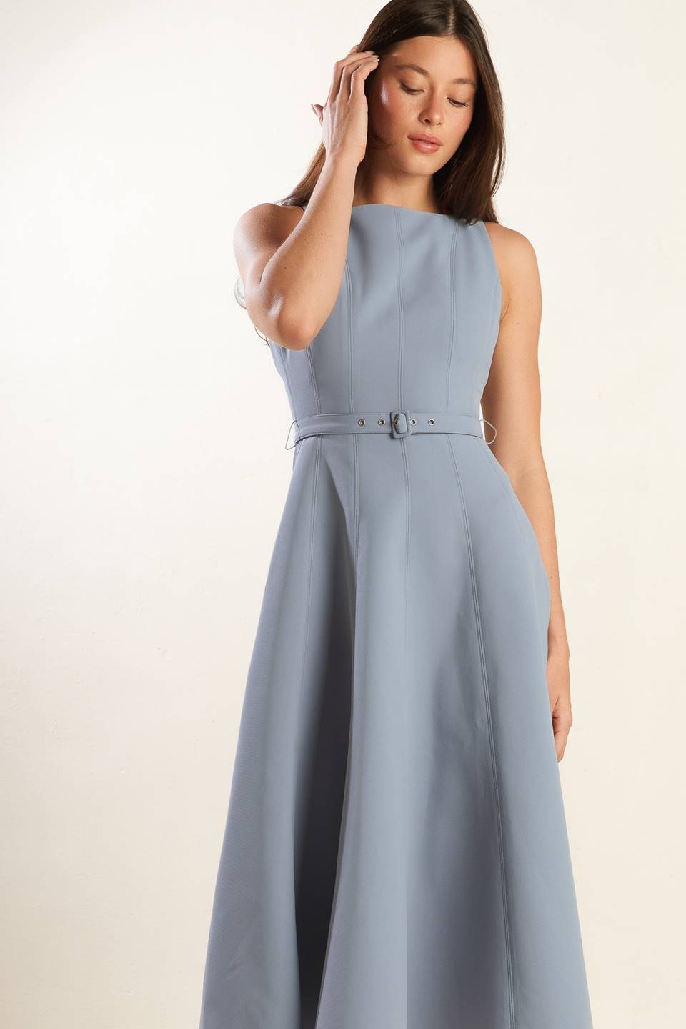 
A solid woven midi dress featuring boat neckline, sleeveless, full skirt, self belt, side pocket and full skirt

Details:

Self : 100% Polyester

Size &amp; Fit

- Model is 5`8" And Wearing Size Small
- Measurements Taken From Size Small
- Approx. Length: 47"