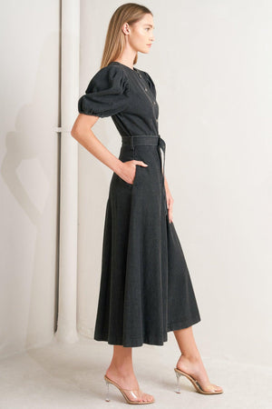 IN MY MIND DENIM MIDI DRESS.
