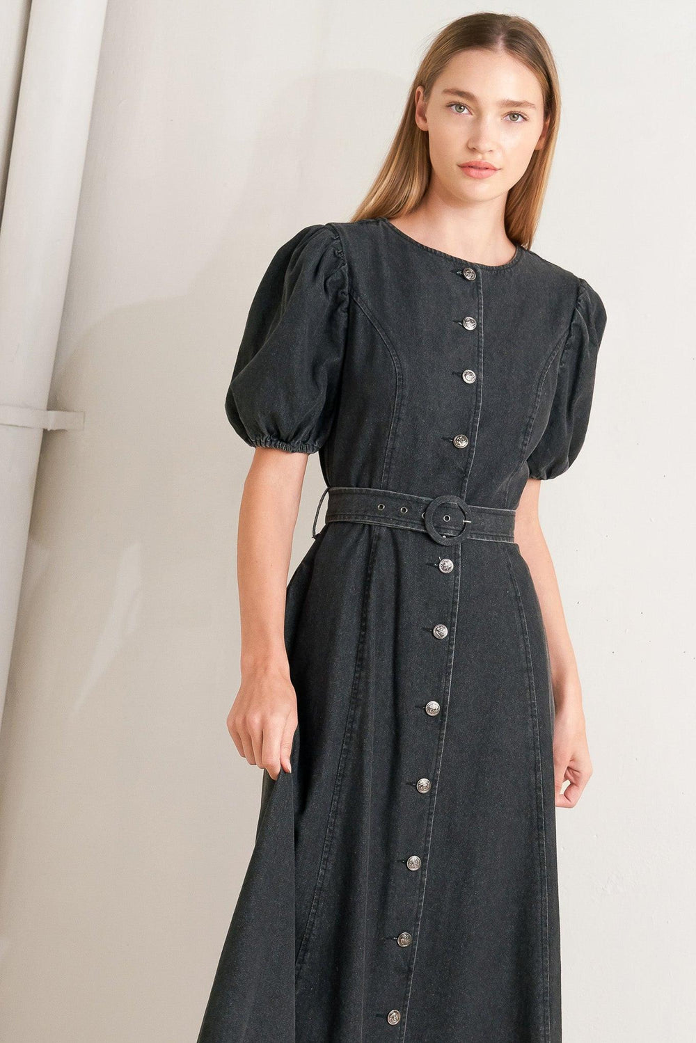 IN MY MIND DENIM MIDI DRESS.