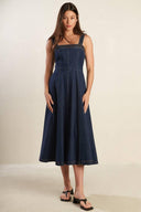 TERRIFIC TIMING DENIM MIDI DRESS.