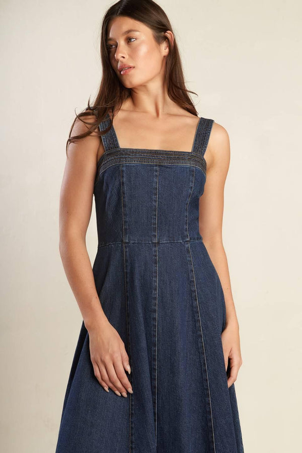 TERRIFIC TIMING DENIM MIDI DRESS.