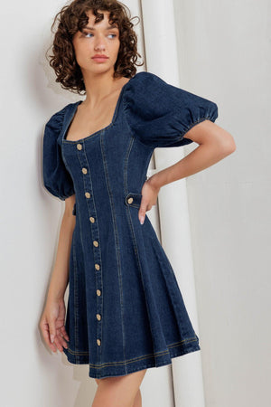 PUFF & PLAY DENIM MINI DRESS.