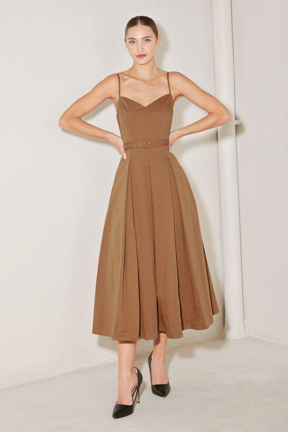 SUNSET SILHOUETTE WOVEN MIDI DRESS.