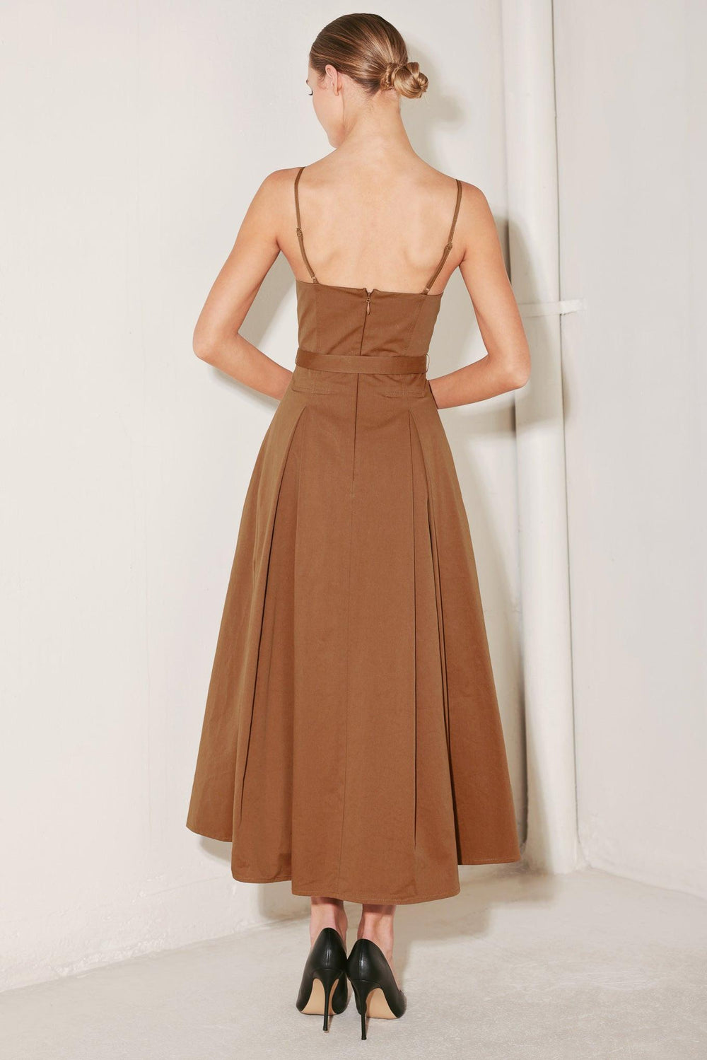 SUNSET SILHOUETTE WOVEN MIDI DRESS.