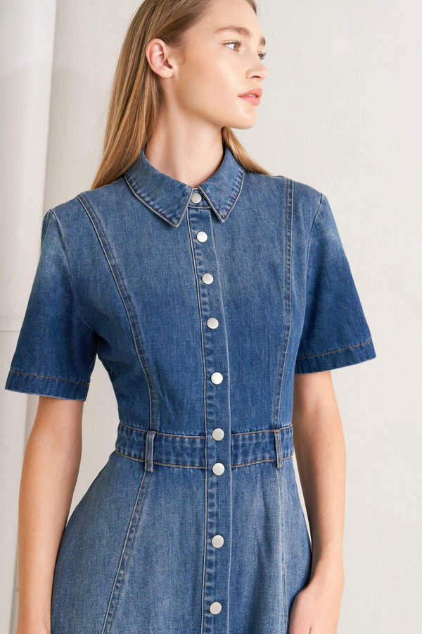 ELEGANT TOUCH DENIM MIDI DRESS.