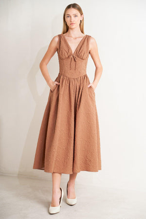 EARTHBOUND CHARM WOVEN MIDI DRESS.