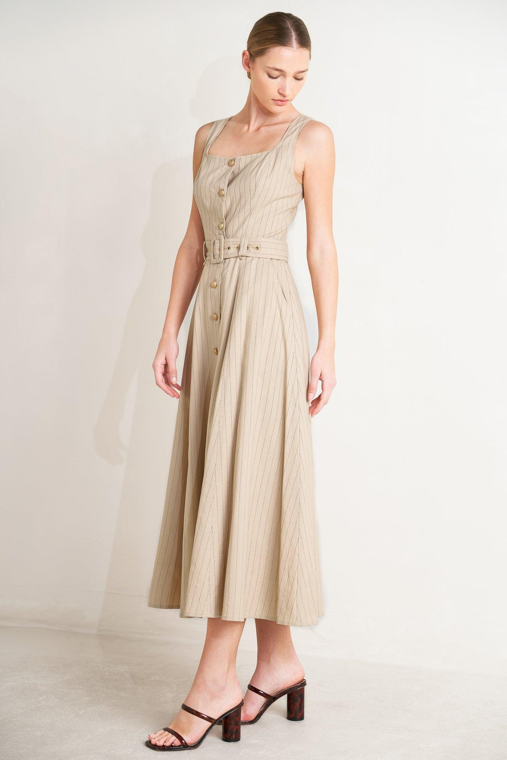 TAILORED IN SUNLIGHT WOVEN MIDI DRESS.