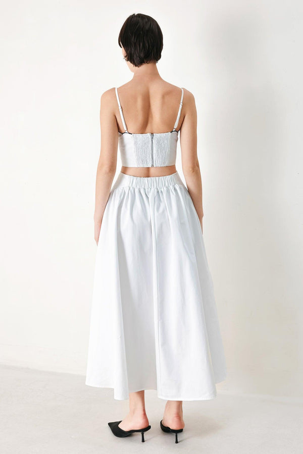 PURE ELEGANCE WOVEN MIDI DRESS.