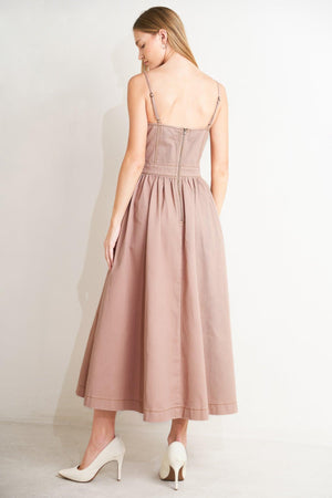 UNDERSTATED GLAM WOVEN TWILL MIDI DRESS.