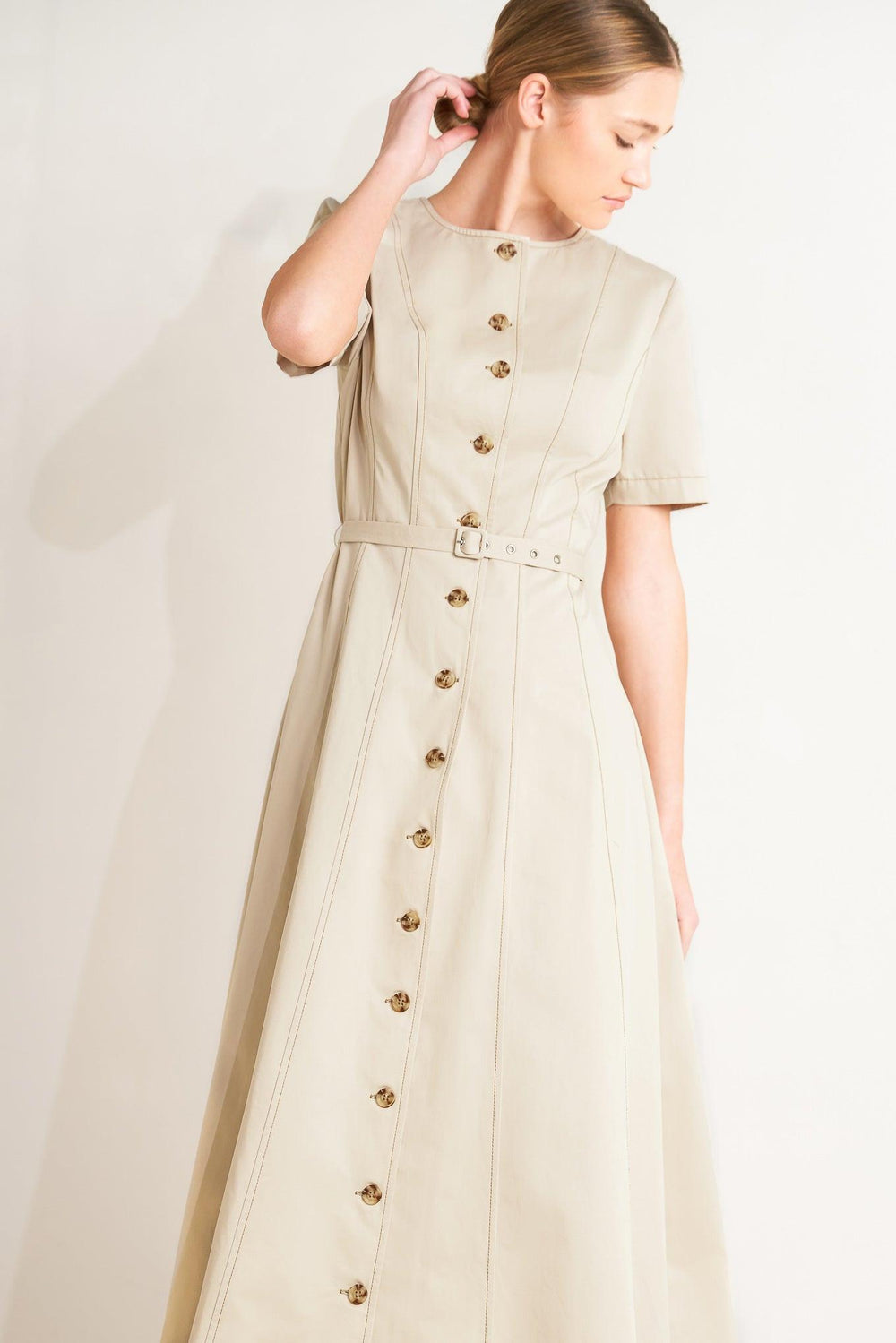 COMMAND THE ROOM WOVEN MIDI DRESS.