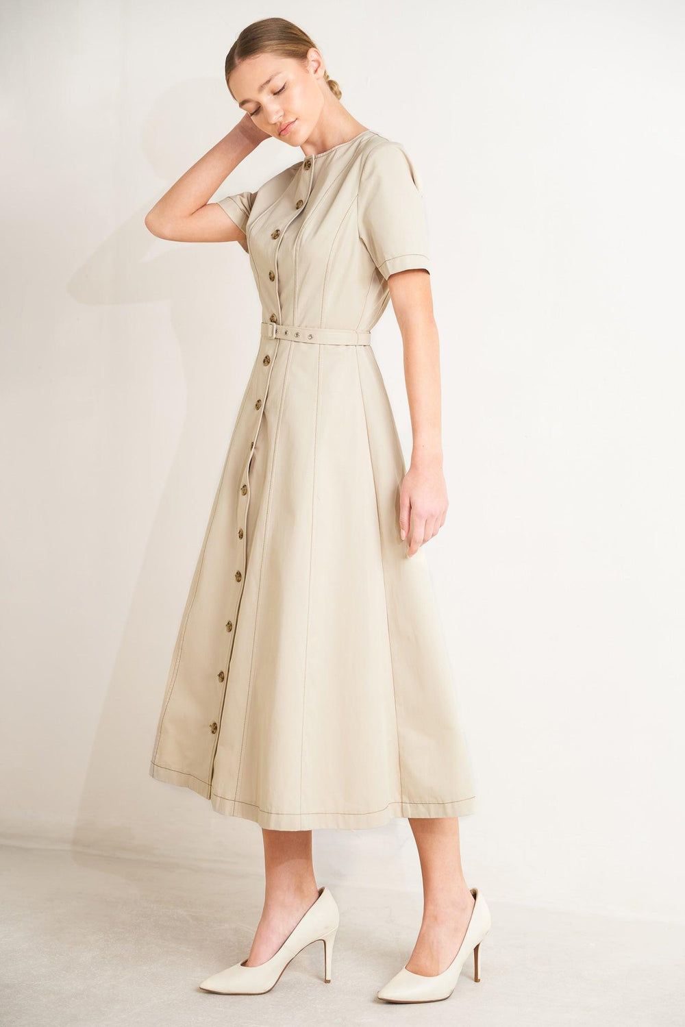 COMMAND THE ROOM WOVEN MIDI DRESS.