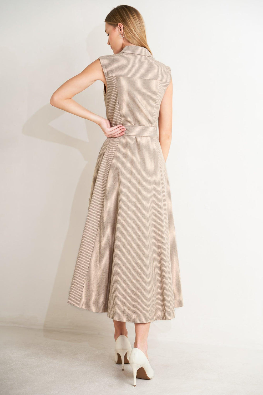 CAFE AU LAIT WOVEN MIDI DRESS.
