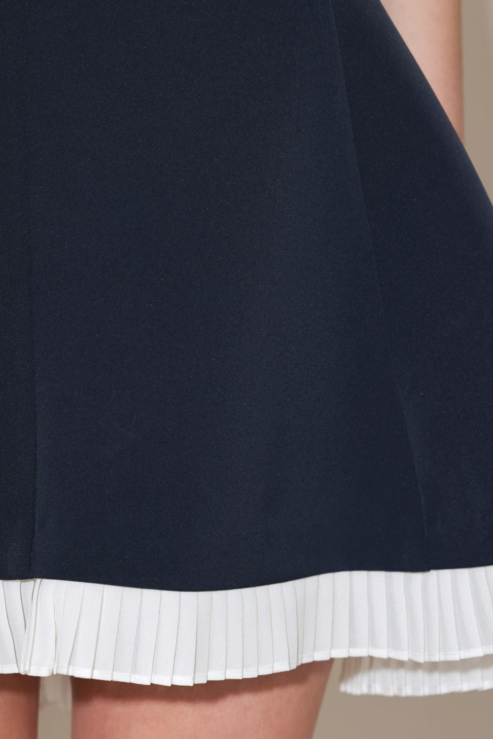 SWEET ESCAPE WOVEN MINI DRESS.