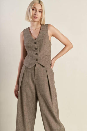 VIBRANT DAZE WOVEN VEST.