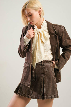 DARING CONFIDENCE DENIM BLAZER.